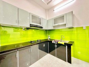 chỉ 2tỷ900tr! bán nhà 65m2 hẻm 7m tại duy tân, p15, phú nhuận. sẵn hđ đang cho thuê 14tr/tháng