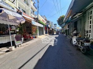 mặt tiền kd giáp âu cơ ngang 4.8m 62m2 chủ lâu đời - bán chỉ 6 tỷ 4