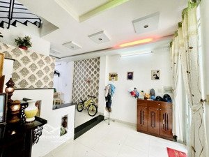 nhà ngon 63m2 ngay cc đức khải phạm hữu lầu quận 7 3 tầng hoàn công giá 5 tỷ 2