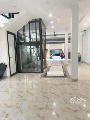 cho thuê nguyên căn himlam vạn phúc 7 tầng sẵn điều hoà , thang máy