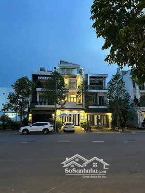 cho thuê nhà trệt 3 lầu trục chính khu dân cư nam long, nhiều nội thất