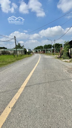 cho thuê kho, bãi, dt 1000m2 xã bà điểm