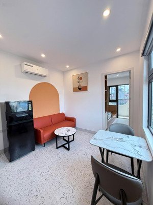 căn hộ 1 - 2 ngủ hiện đại | dân văn phòng ở là mê | full nội thất cao cấp | ô tô đỗ cửa