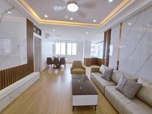 chính chủ cần bán nhanh căn 4 ngủ full đồ xịn nhà vuông vắn cc tân việt. lh 