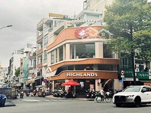 bán nhà góc 2 mặt tiền phạm ngọc thạch - dt: 10 x 20m - 3 lầu - hđt: 290 triệu/tháng - giá: 130 tỷ