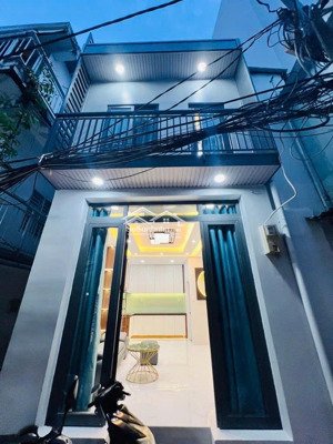 [quận 7] căn góc thoáng/ nhà phố 2 tầng mới hoàn thiện- full ntcc / sát hẻm xh
vf3 huỳnh tấn phát