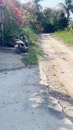 nhà vi bằng , xã bình mỹ, 2p ngủ. giá 2tỷ