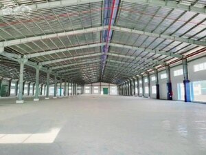 Cho thuê kho xưởng xây 4.500m² ở Đức Hòa, Long An giá 3.5 usd/m²/tháng Lh: 0949 861 287