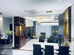 (giá thật) chính chủ cần bán căn góc 3 ngủ 122m, thanh xuân complex. giá 13.48 tỷ. lh 