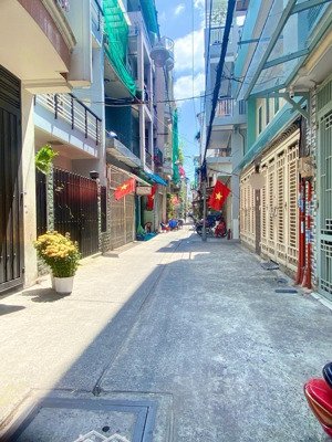 nhà c3, sổ đẹp - võ văn tần - 3.1x10 (31m2), 3tầng - 7.6tỷ