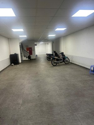 bán tòa building hàng xóm đại học bách khoa ngõ ô tô vỉa hè 135m2 7 tầng thông sàn 500tr/m2