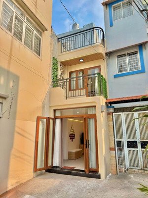 nhà chính chủ hẻm xe tải gần học viện cán bộ chu văn an phường 12 bình thạnh - nở hậu tài lộc