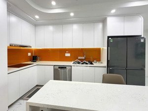 cho thuê căn hộ cao cấp 3pn 117,6m² 2 view biển full nội thất xách vali vào ở