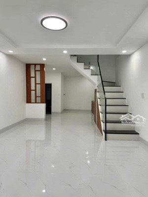 bán nhà 58m2 x 2 tầng mơia tinh, ngay vạn phúc city, chỉ 4.85 tỷ.