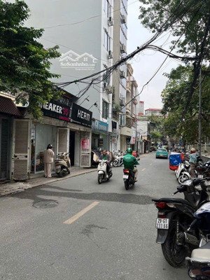 sát hồ lộng gió! toà ccmn 90m, mới tinh, phố trần hữu tước, thu 1.5 tỷ/năm mà giá chỉ có 22.4 tỷ.