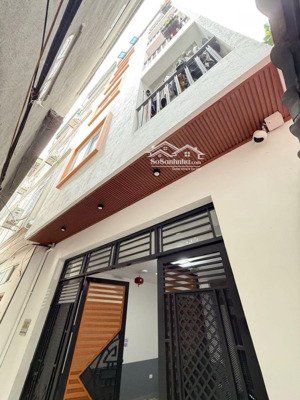 tây hồ - nhà đẹp vừa ở vừa cho thuê - 7 tầng thang máy xây mới - hệ thống pccc tiêu chuẩn - 6 phòng