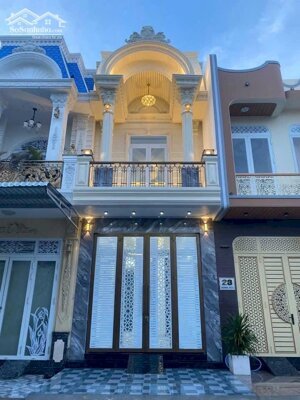 Nhà trệt lầu xây mới phong cách cổ điển - Khu Dân Cư ngang bệnh viện Nhi Đồng Cần Thơ