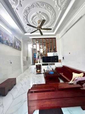 bán nhà 2 tầng, 61m2, tỉnh lộ 43, gần ql1a, bình chiểu, thủ đức chỉ 4,1 tỷ.