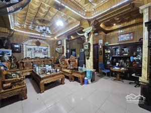 bán nhà thụy khuê 40m2 x 5 tầng ,ngõ thông , kinh doanh , nhà dân tự xây chỉ 9 tỷ