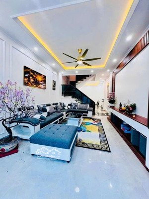 bán nhà hẻm 242 bà hom, q6, có phòng ngủ trệt, ô tô sát cửa, giá 5 tỷ thương lượng