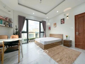 căn hộ ban công máy giặt riêng đầy đủ tiện nghi ở bùi hữu nghĩa gần chợ bà chiểu bình thạnh giáp q1