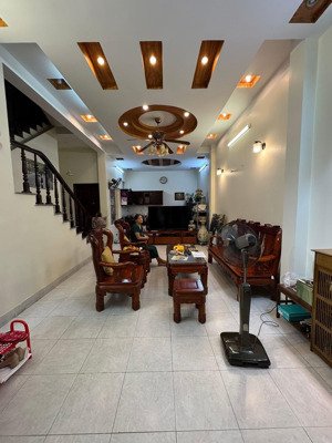 hiếm - lê trọng tấn - hơn 15 tỷ 70m2 có sân riêng gần ô tô kinh doanh