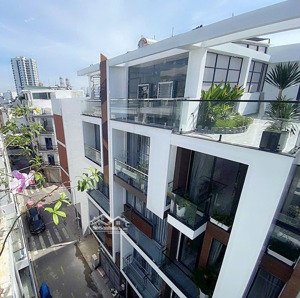 6 tầng cho thuê 20tr - đường nhựa điện âm - xe hơi vào.