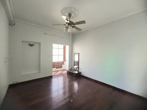 nhà 2 mặt tiền, cao & nổi bật nhất trên phố người nhật - giá thuê thấp hơn 30%, kinh doanh đa ngành