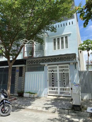 nhà 3 tầng khu đô thị phước long dt 96m2 sổ hoàn công