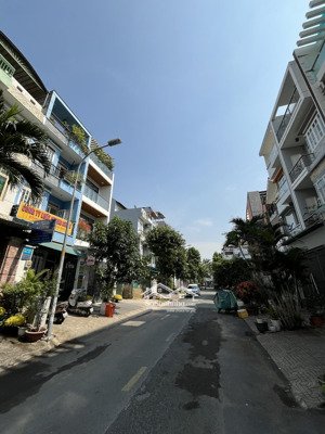 siêu rẻ đất mặt tiền ngay bùi tá hán cao đức lân ngang 4m dài 20m xây 4 tầng giá chỉ 15.3 tỷ