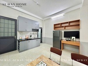 phòng ngủ -phòng khách-ban công riêng full nội thất-khu an ninh