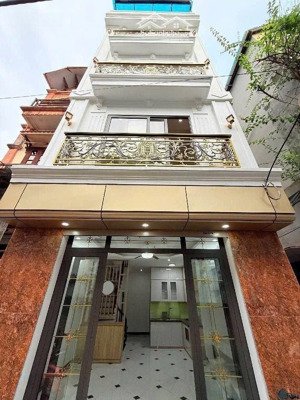 cho thuê nhà n8b nguyễn thị thập 85m 5 tầng mt 7m giá 45tr/tháng