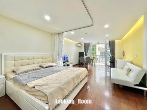 siêu phâm tân phú, ban công, diện tích 60m2, full nội thất, máy giặt riêng, tách bếp
