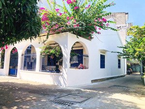 nhà mặt tiền hơn 8m gần chợ vĩnh hải- nha trang - hẻm 4m ô tô