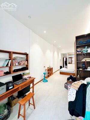 Ko có căn thứ 2, nhà đẹp hẻm xe hơi giáp Phan Xích Long, Phú Nhuận, 2 Tầng, 82m2, chỉ 9.84 Tỷ