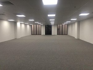 cho thuê cả tòa nhà vp phố thái hà,đống đa,hn,dt 60m2 x 7 tầng + 1 hầm,tm,mới xây,giá 50tr/tháng