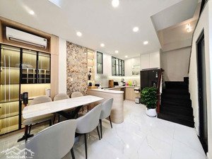 tổ ấm hxh nguyễn đình chiểu quận 3, 36m2 ngang lớn 4m, gần ngã tư cmt8 - 8.68 tỷ