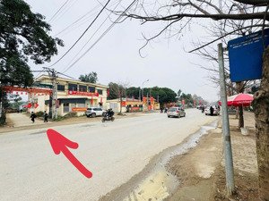 bán nhà hạ bằng trục chính gần trường đại học fpt, sát vành đai khu công nghệ cao 3ty550tr