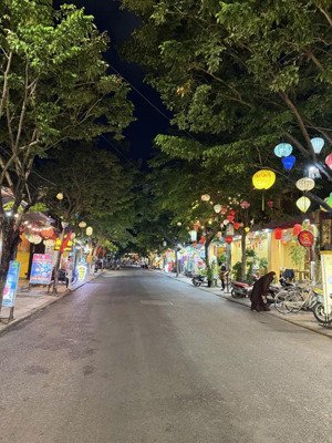 cực phẩm nhà 2t, mt nguyễn thị minh khai, ngay phố đi bộ hội an, 130m2, giá chỉ 2x tỷ