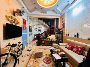 bán nhà nguyễn khang- cầu giấy 50m 4t sát ôtô xây chắc chắn tiện ích xung quanh bạt ngàn 11.3tỷ