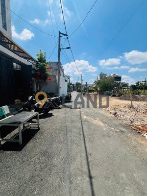 đất hẻm xe hơi - ngay đường 22 - vuông vức - cachs vành đai 2 chỉ vài trăm mét