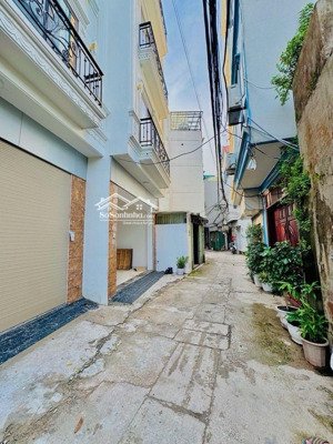 bán nhà đường lĩnh nam - vĩnh hưng - lô góc rất nhiều sáng - gần mặt phố - 42m2 - giá 7,8 tỷ