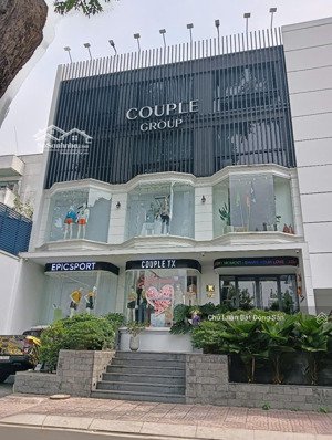 nhà 1 đời chủ. bán gấp mặt tiền hai bà trưng, quận 1. dt: 8x28m(224m2), ctxd: hầm 7 tầng. giá 95 tỷ