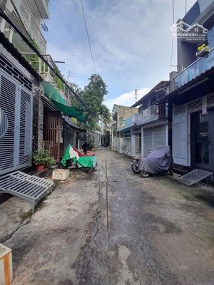 nhà hẻm ngang 4,26 dài 15m, dương bá trạc, phường 1 quận 8