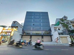 bán building 7 tầng mặt tiền đường lũy bán bích (dt 13,1 x 30m) hđt 265 tr/th. giá 85 tỷ