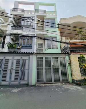 nhà 3 tầng hẻm xe hơi 54m2 đường dương quảng hàm chỉ 8.5 tỷ