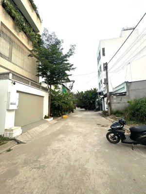 54.6m (4.412.4m) 4.25 tỷ | đất gần kcn samsung bưng ông thoàn, p. phú hữu, q9 vị trí: gầ