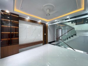 nhà 4 tầng xây mới tuyến 2 ngô gia tự - 55m2 ngang 4.3m - hướng nam - đường 6m