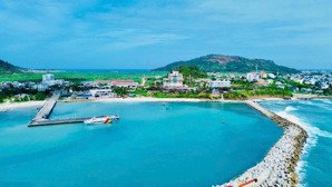 bán lô góc ngã 4. 2 mặt tiền đường nhựa ngay trung tâm đặc khu lý sơn