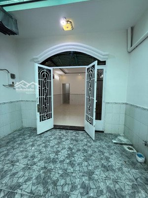 bán nhà cấp 4 hẻm oto dương đức hiền 4.5x22m chỉ 7 tỷ tl